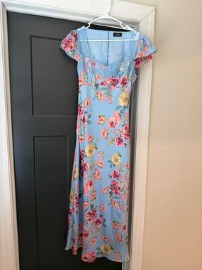Vici Light Blue Floral Lace-Trim Maxi Dress